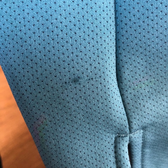 UNDER ARMOR TOP - Picture 7 of 8